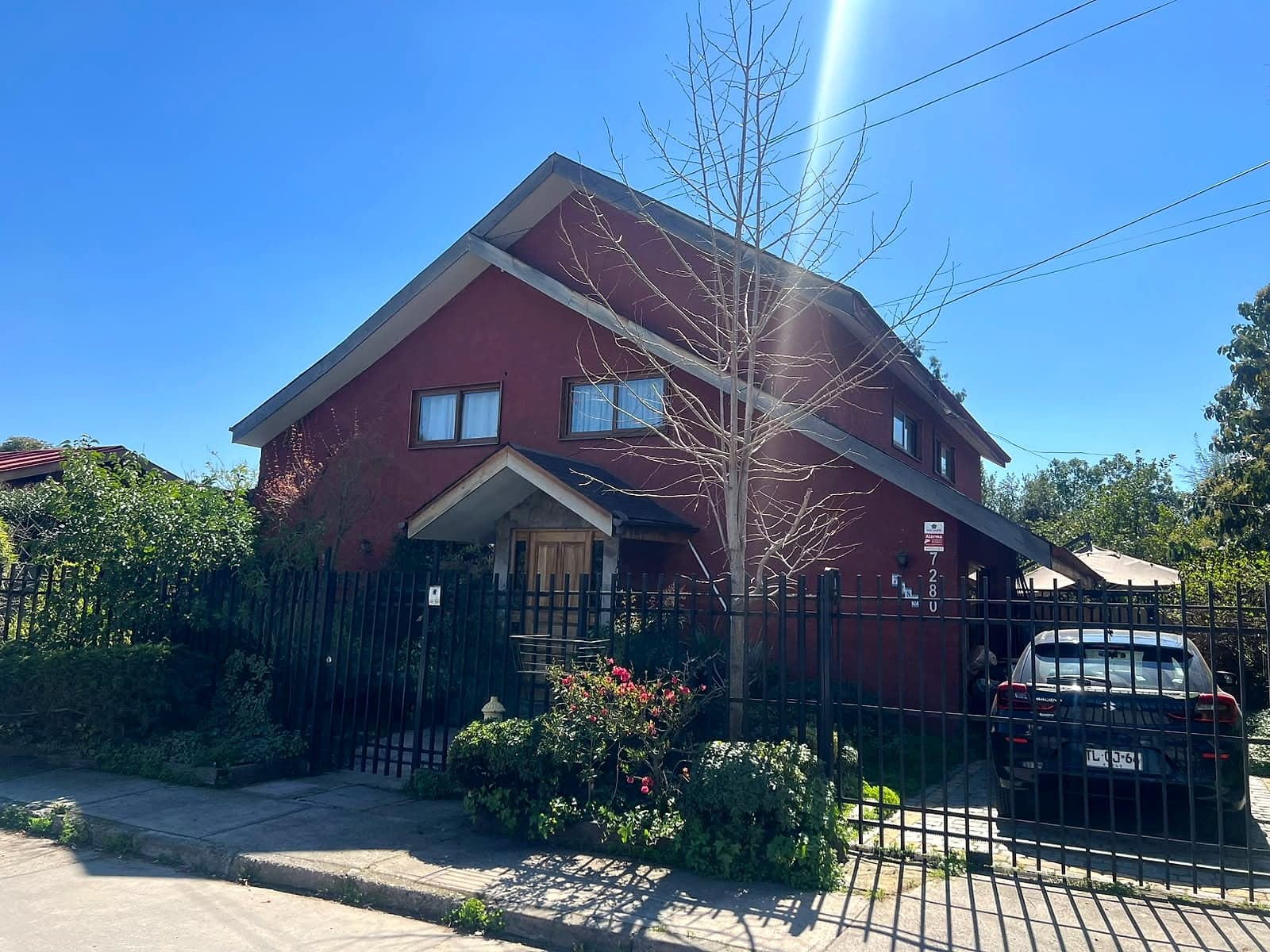 Casa 4D/4B en Las Condes · 201 m² · Terreno 458 m²